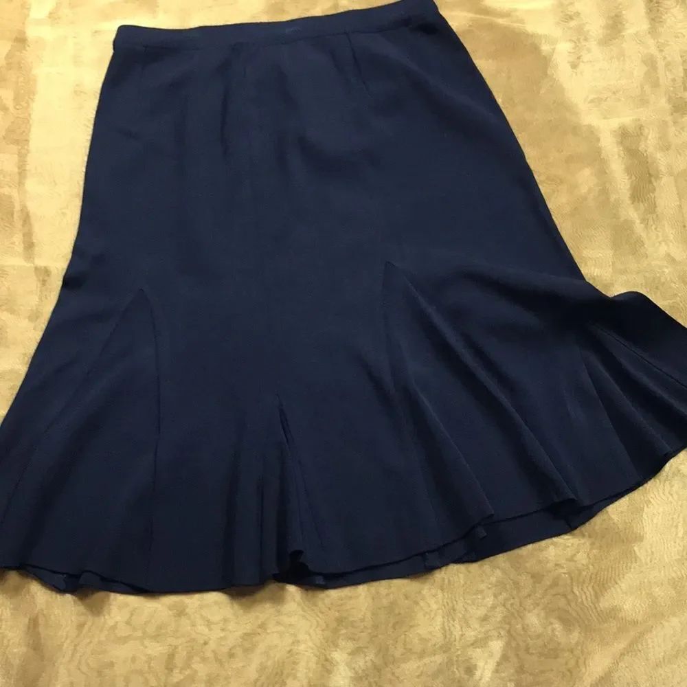 EXCLUSIVELY MISOOK WOMEN SKIRT SIZE M